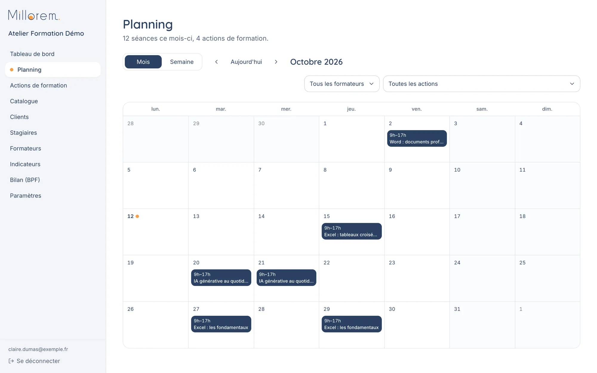 Le planning du mois d’octobre 2026, avec des données fictives : douze séances, quatre actions de formation.